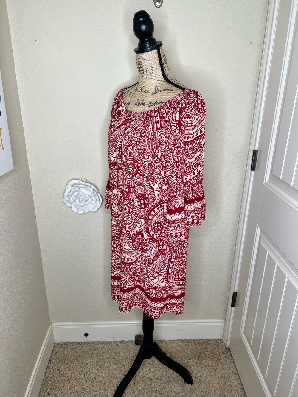 NTM: Umgee Red White Paisley Boho Shift Dress Bell Sleeve Knee Length Medium - Picture 9 of 15
